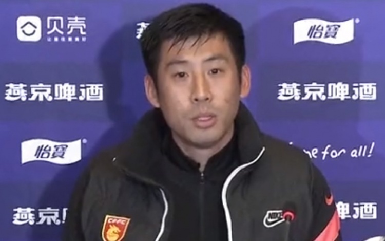 郎征：为踢足协杯克服了很多困难，一些差旅费都是教练组在垫付