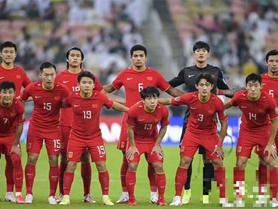 洛国富世界波，吴曦破门，世预赛中国队2-3不敌沙特