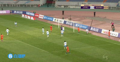 半场-郑铮任意球圆月弯刀 山东泰山暂1-0青岛青春岛