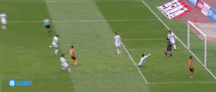 足协杯-黄紫昌两助攻刘云传射+世界波 武汉4-0青岛晋级八强