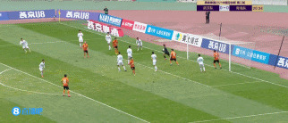 足协杯-黄紫昌两助攻刘云传射+世界波 武汉4-0青岛晋级八强