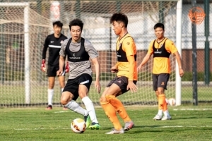 热身赛：中超升班马梅州客家3-1逆转青岛海牛