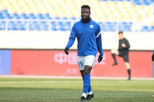 热身赛:沧州雄狮3-1陕西 奥斯卡破老东家球门杨贺进球