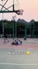 算谁的？小伙扣篮落地时踩到球场上的篮球，这得疼死吧！😳